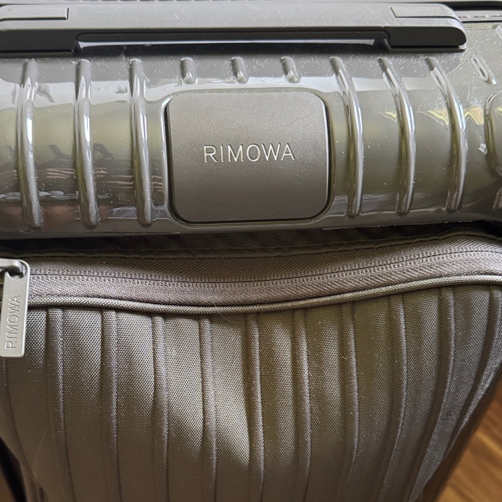 RIMOWA Two-Tone Olive Carry-On with Ribbed Front